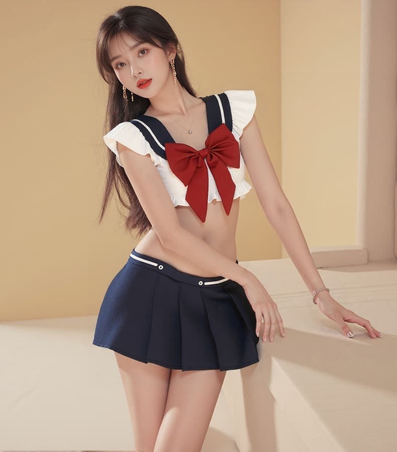 エロコスプレ フリル付きへそ出しセーラー服コスプレ衣装